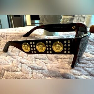 Authentic Versace Vintage Gold Tortoise #4280 Women's Sunglasses EUC
